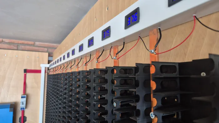 The row of voltage displays, one for each series group.